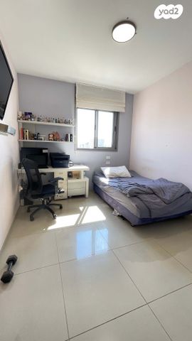 דירה, דרך המלך, גנים צפון, גני תקווה