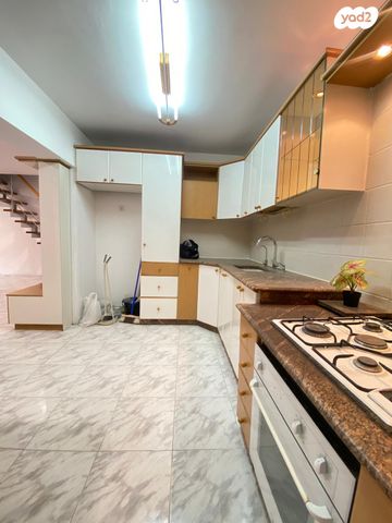 דופלקס, יאיר שטרן, קרית מנחם בגין, רמלה