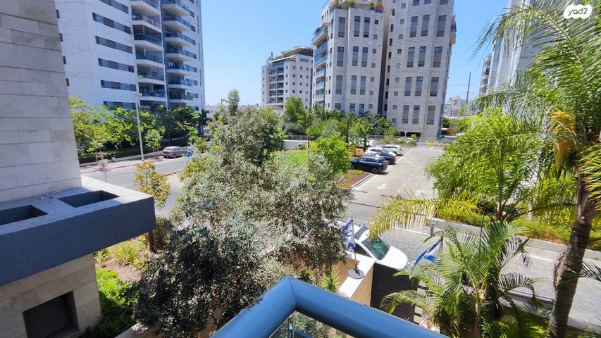 דירה, כפר גנים ג, פתח תקווה