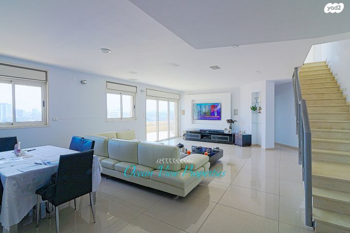 גג/ פנטהאוז, אסירי ציון 19, קרית שלום, תל אביב יפו