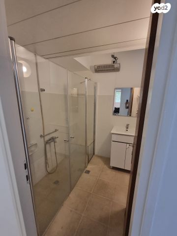 דירת גן, כפר יונה