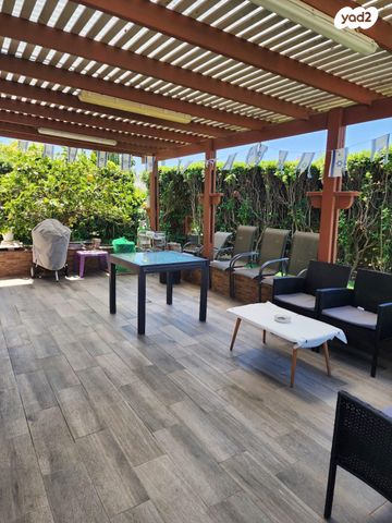 דירת גן, עירית, נצרת עילית / נוף הגליל