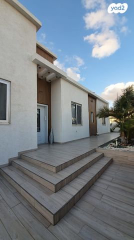 בית פרטי/ קוטג', עופרה חזה, באר שבע