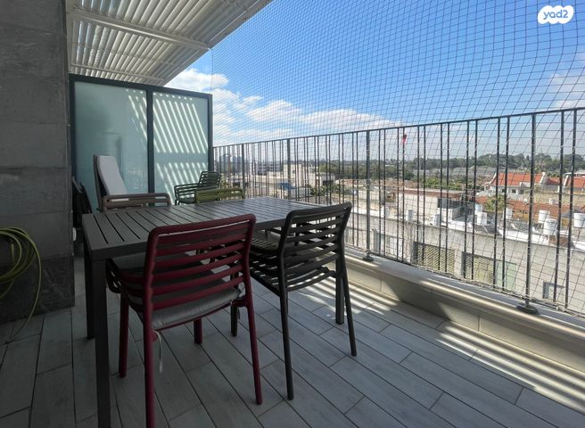 דירה, אוסטרובסקי 10, מרכז דרום, רעננה