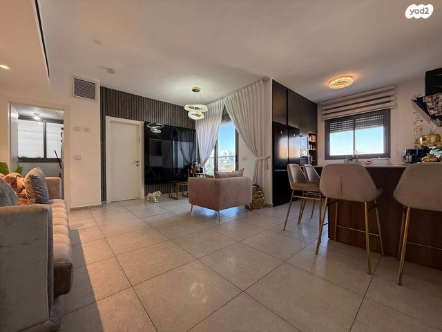 דירה, יוסף אהרונוביץ', נווה רמז, חולון