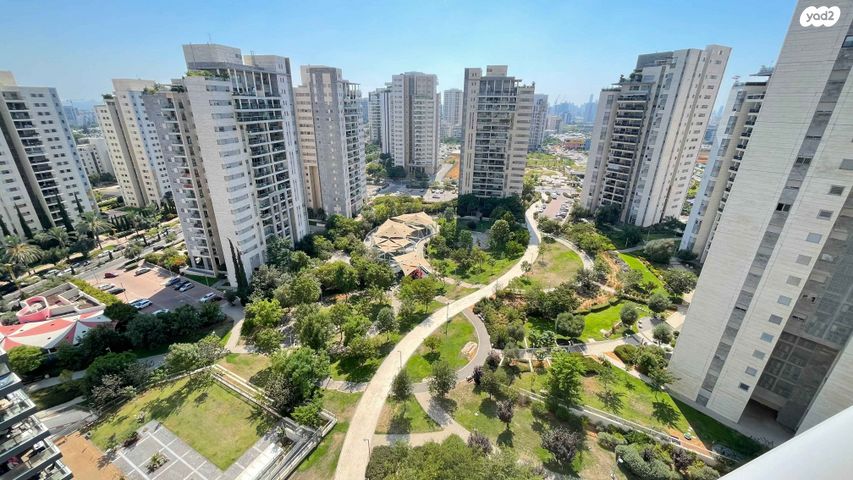 דירה, דרך המלך, גנים צפון, גני תקווה