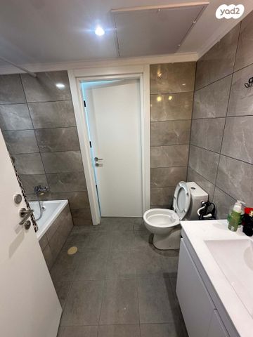 דירה, חמרא 16, עיר היין, אשקלון