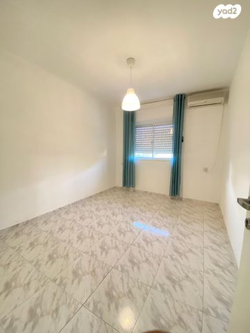 דופלקס, יאיר שטרן, קרית מנחם בגין, רמלה