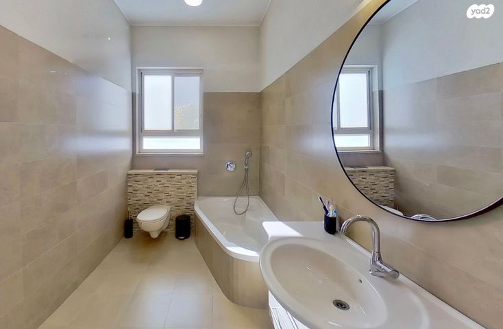 בית פרטי/ קוטג', חיים הזז, היובל, אור עקיבא