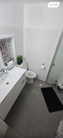 בית פרטי/ קוטג', ירמיהו 38, נאות יהודית ונווה ארזים, חולון