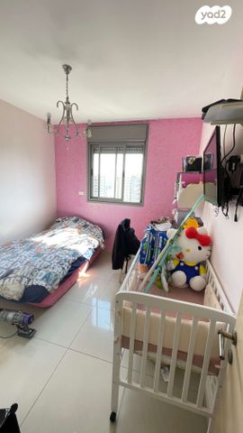 דירה, דרך המלך, גנים צפון, גני תקווה