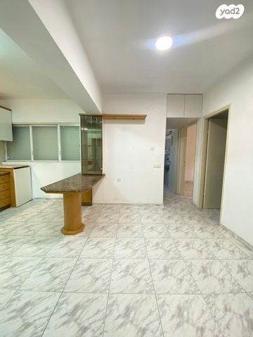 דופלקס, יאיר שטרן, קרית מנחם בגין, רמלה