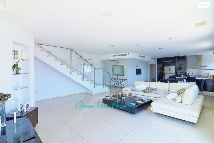 גג/ פנטהאוז, אסירי ציון 19, קרית שלום, תל אביב יפו