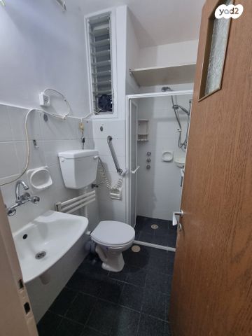 דירת גן, כפר יונה