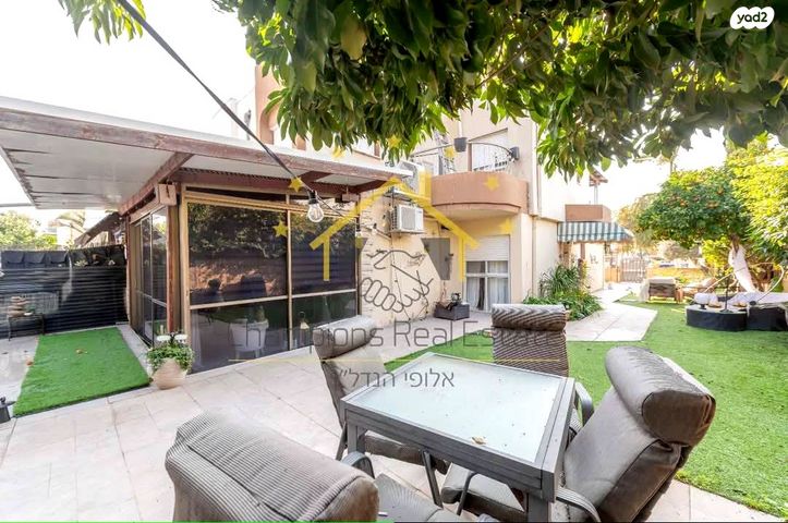 בית פרטי/ קוטג', נחל שורק, כפר יונה