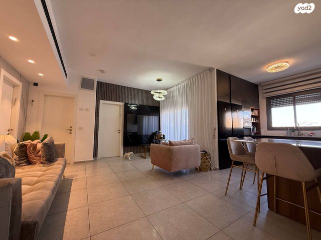 דירה, יוסף אהרונוביץ', נווה רמז, חולון