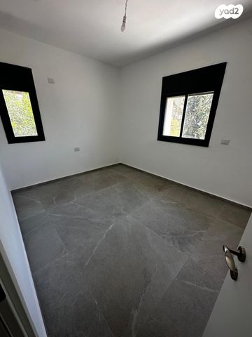 גג/ פנטהאוז, אברהם לינקולן, אחוזה, חיפה