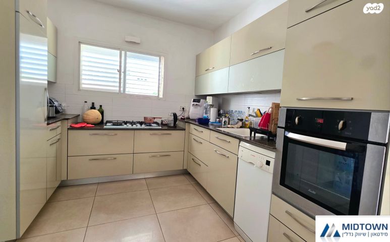 דירה, ד"ר משה סנה 15, סביוני הכפר, כפר סבא