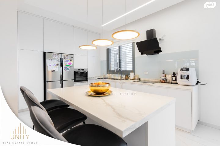 דירה, דווייט דייוויד איזנהאואר 5, אגמים, נתניה