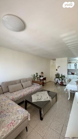 דירה, האדמו"ר האמצעי 3, חב"ד, נווה אורנים, לוד