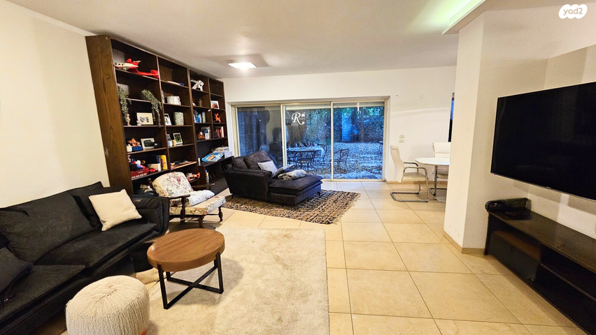 בית פרטי/ קוטג', סביון