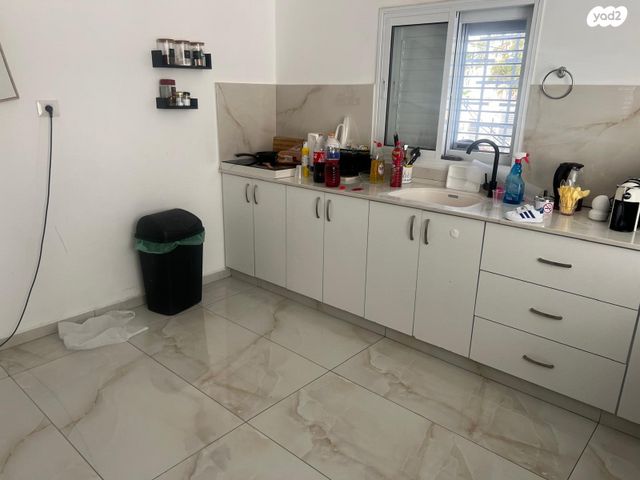 גיורא יוספטל 