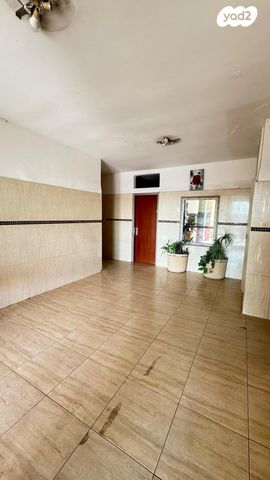 דירה, האדמו"ר האמצעי 3, חב"ד, נווה אורנים, לוד