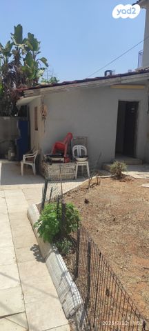 בית פרטי/ קוטג', שטרוק, נווה עוז, פתח תקווה