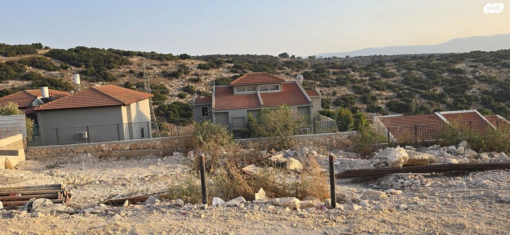 מגרשים, נופית, נופית