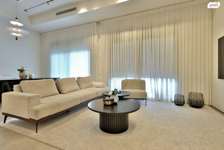 גג/ פנטהאוז, נעמי שמר 9, גלי ים, קרית ים