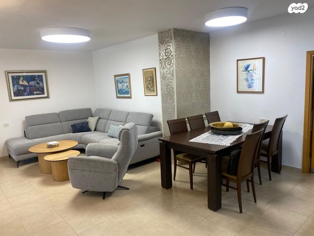 דירה, אברהם יערי, גילה, ירושלים