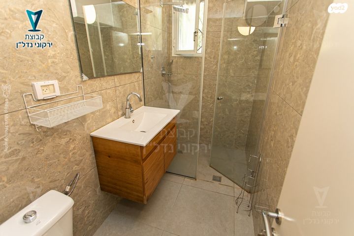 דירה, שדרות ג'יימס דה רוטשילד, קרית אליהו, חיפה