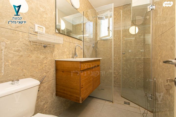 דירה, שדרות ג'יימס דה רוטשילד, קרית אליהו, חיפה