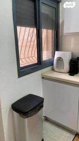 דירה, פרופ' אהרון צ'חנובר, רחובות המדע, רחובות