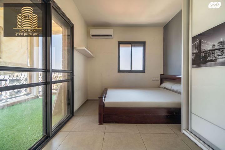 דופלקס, מנחם רצון, מחנה יהודה, פתח תקווה