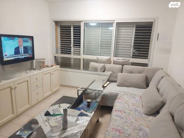 דירה, האדמו"ר האמצעי 3, חב"ד, נווה אורנים, לוד