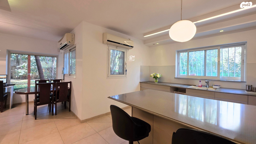 בית פרטי/ קוטג', סביון