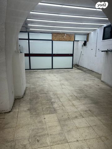 חנויות/ שטח מסחרי, עולי ציון 22, תל אביב יפו