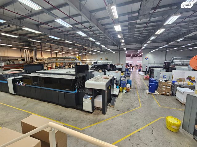 מבני תעשיה, רחובות