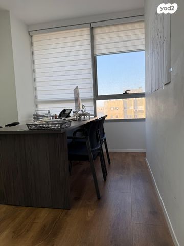 משרדים, שדרות ירושלים 18, הקריה מע"ר, אשדוד