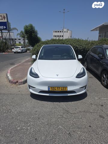 מודעת רכב טסלה מודל Y
