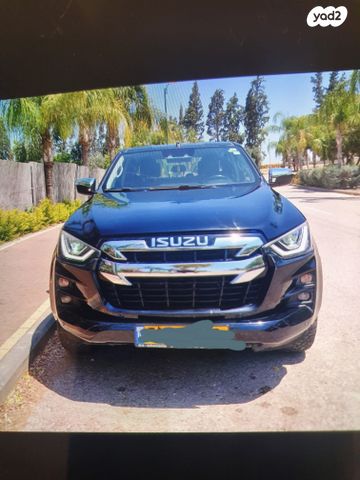 איסוזו די-מקס