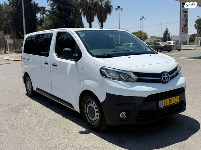 מודעת רכב טויוטה פרואייס