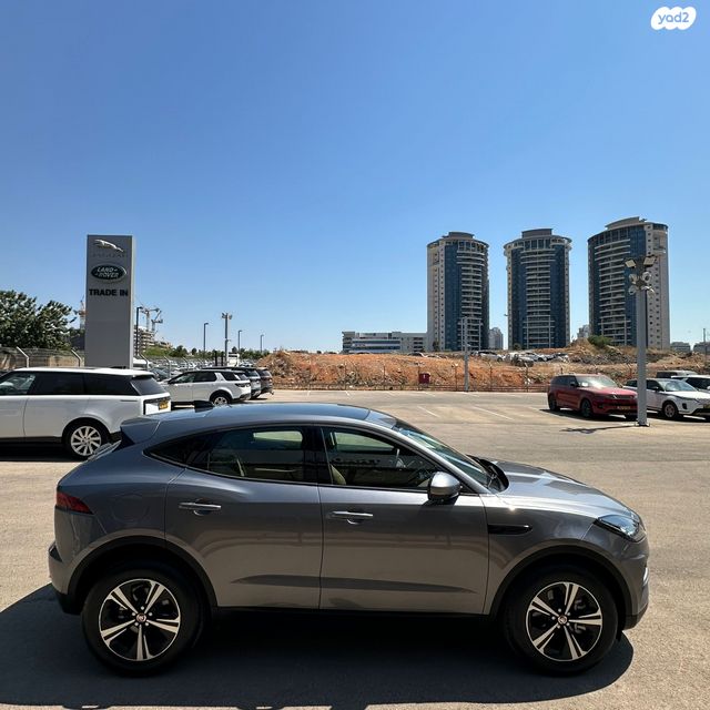 יגואר E-Pace