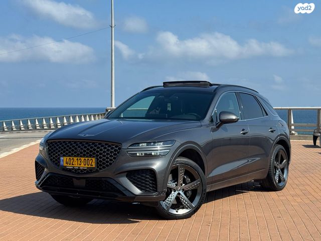 מודעת רכב ג'נסיס GV70