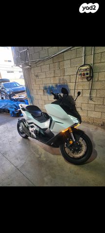 מודעת רכב הונדה פורזה 750