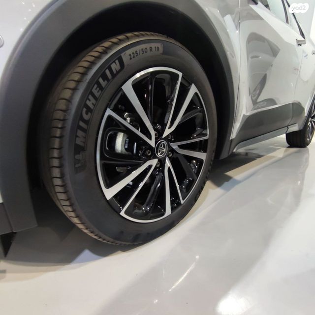טויוטה C-HR