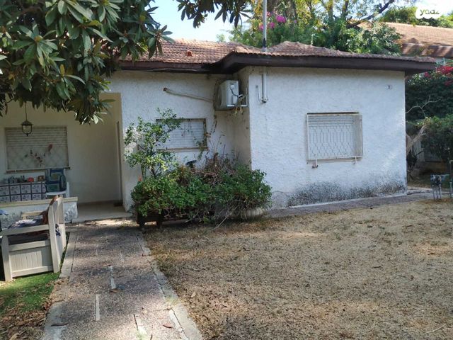 בית פרטי/ קוטג', אוסישקין 9, הותיקה, קרית אונו