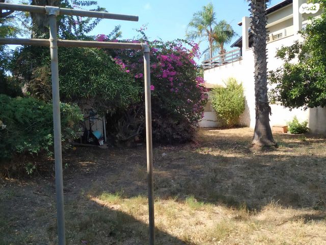 בית פרטי/ קוטג', אוסישקין 9, הותיקה, קרית אונו