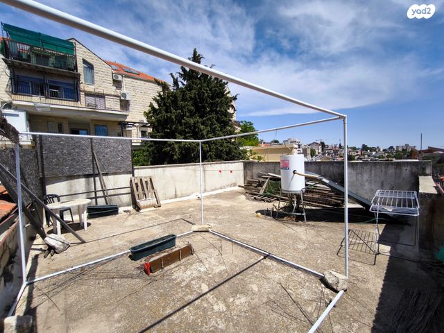 דירת גן, תרפ"ט 8, העיר העתיקה, צפת